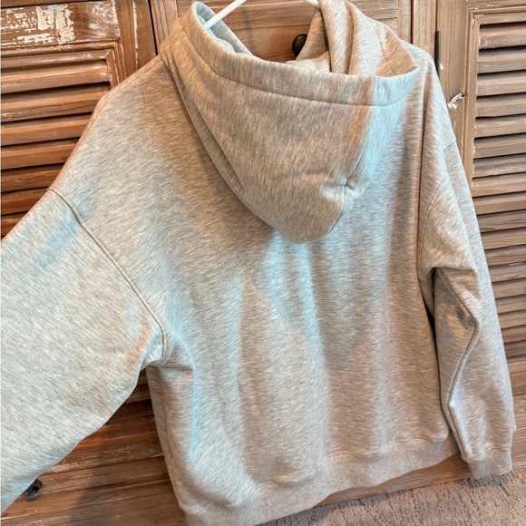 Altar'd State Oversized Grey NYC Graphic Hoodie (Size XS) - Picture 9 of 12